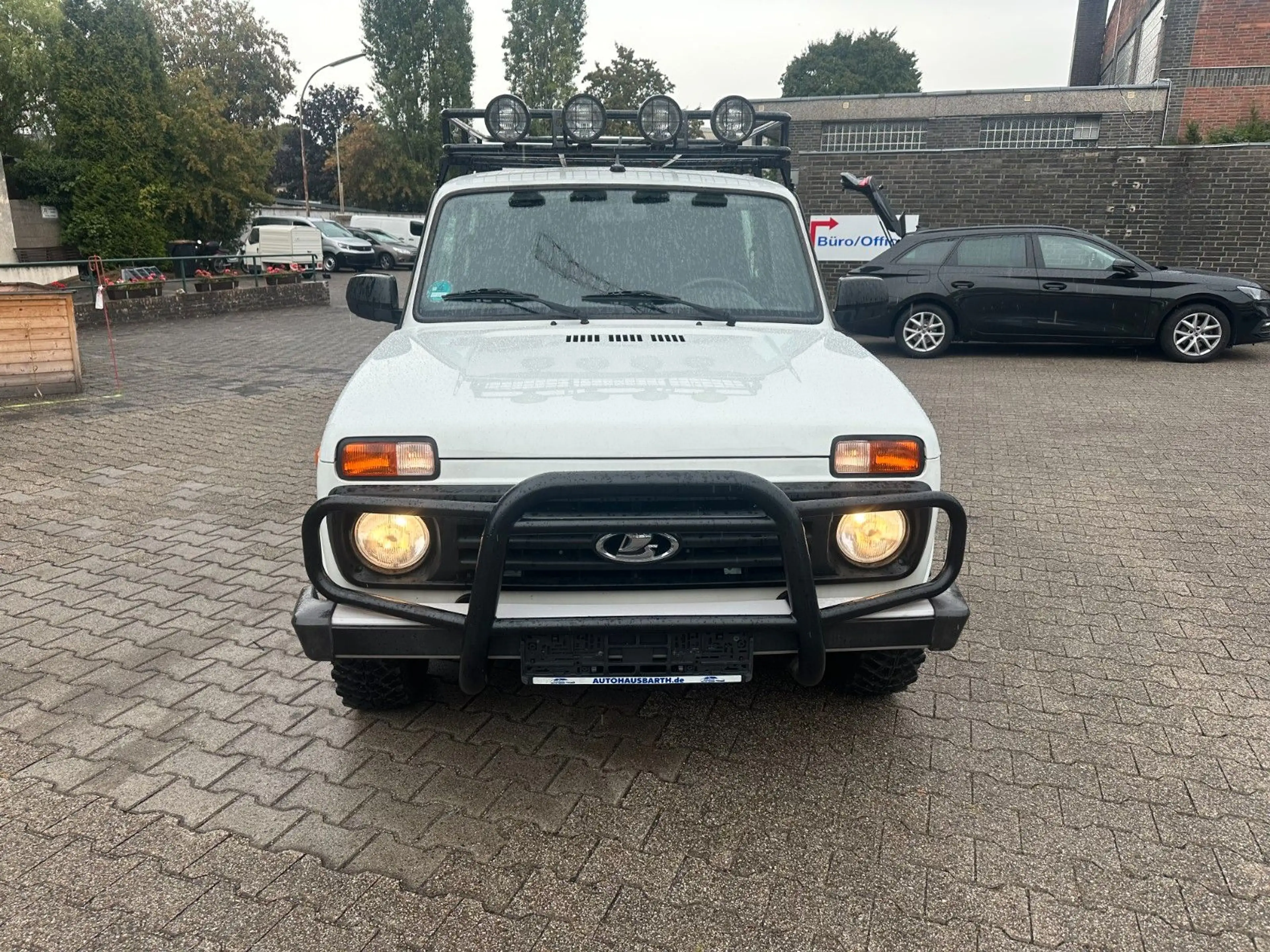 Lada Niva 4x4 Pic Up 61kw * Original 19046 km — photo 4