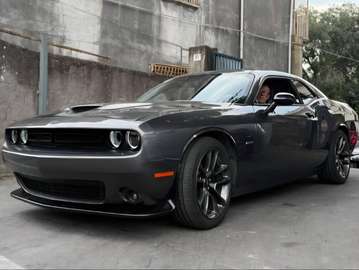 Challenger 5.7 V8 R/T 250cv at8