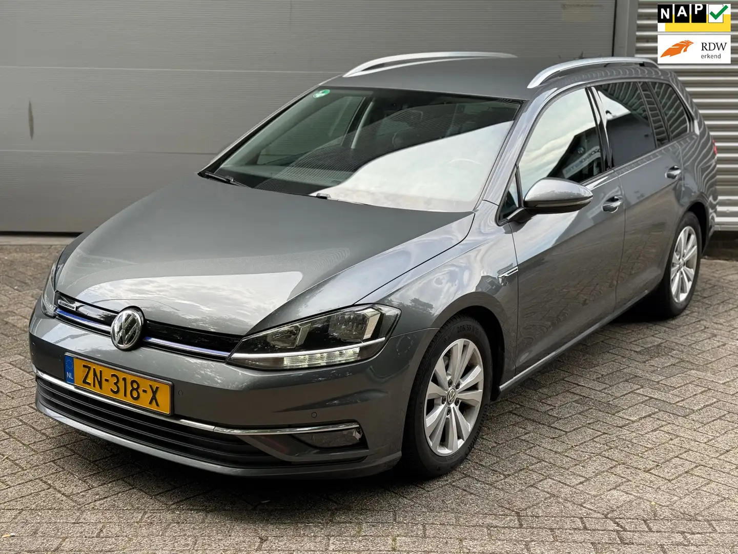 Volkswagen Golf Variant 1.5 TSI Comfortline Business DSG l ACC l DAB+ Appl Gris - 1