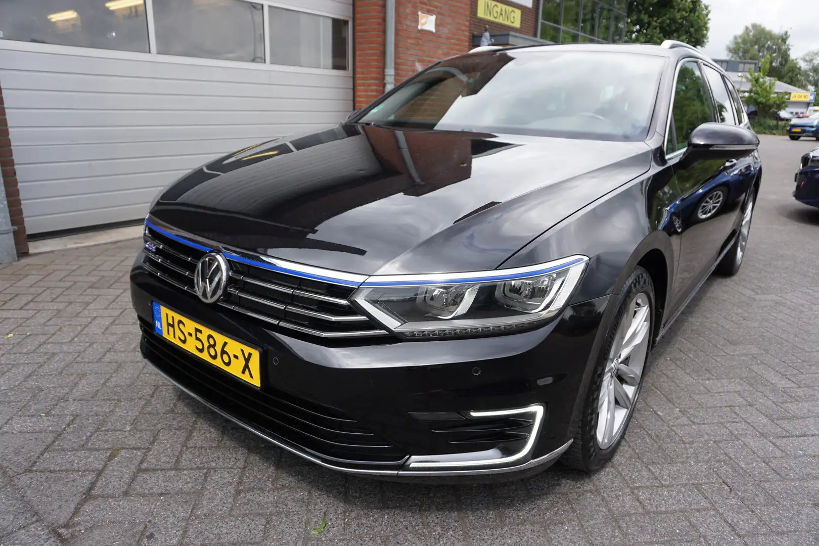 Volkswagen Passat Variant 1.4 TSI GTE Highline NAVI - STOELVERWARMING - LEDE Zwart - 2