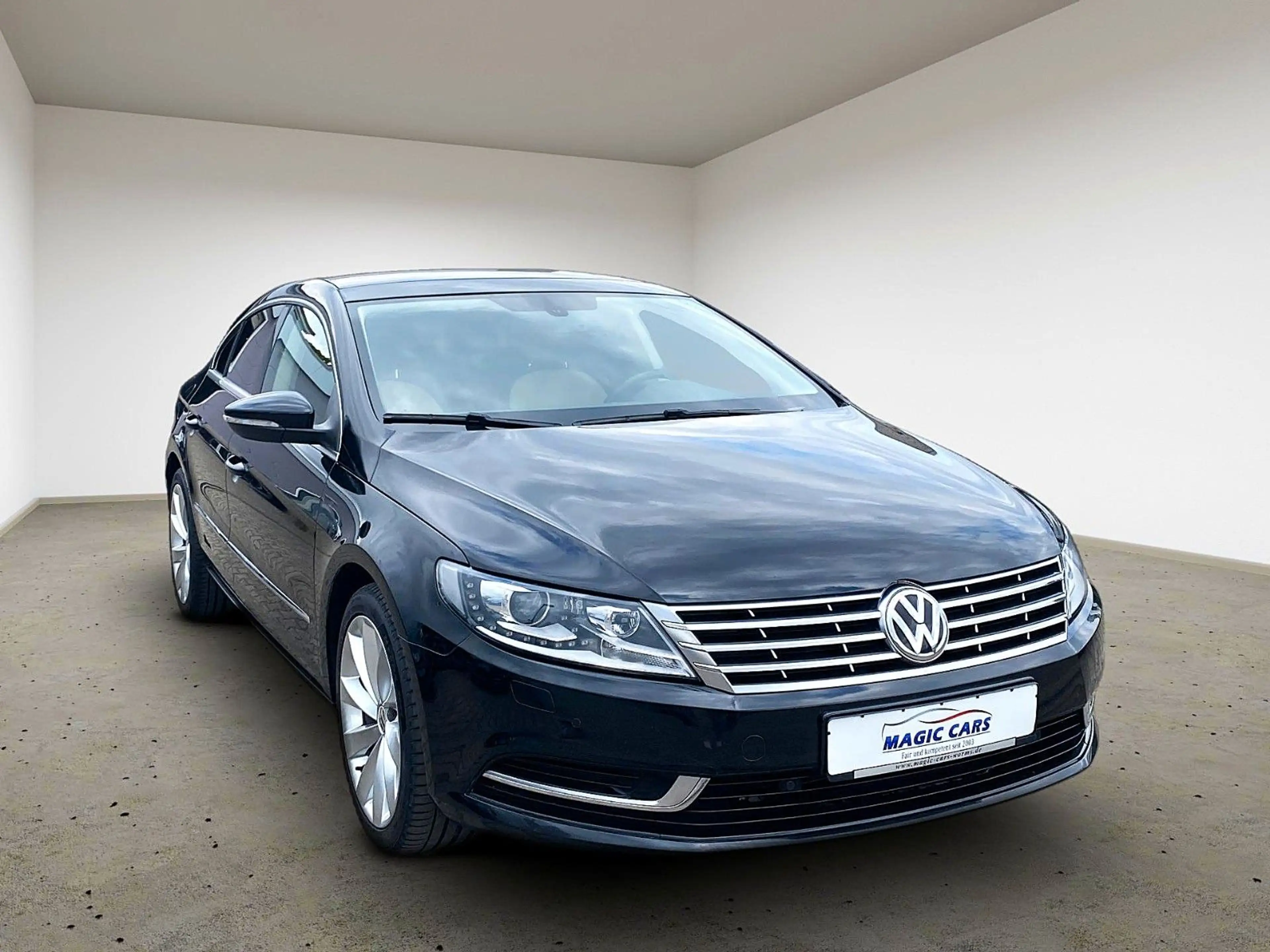 Volkswagen Passat CC 2.0 TDI DSG *Xenon*Navigation*Kamera* — photo 13