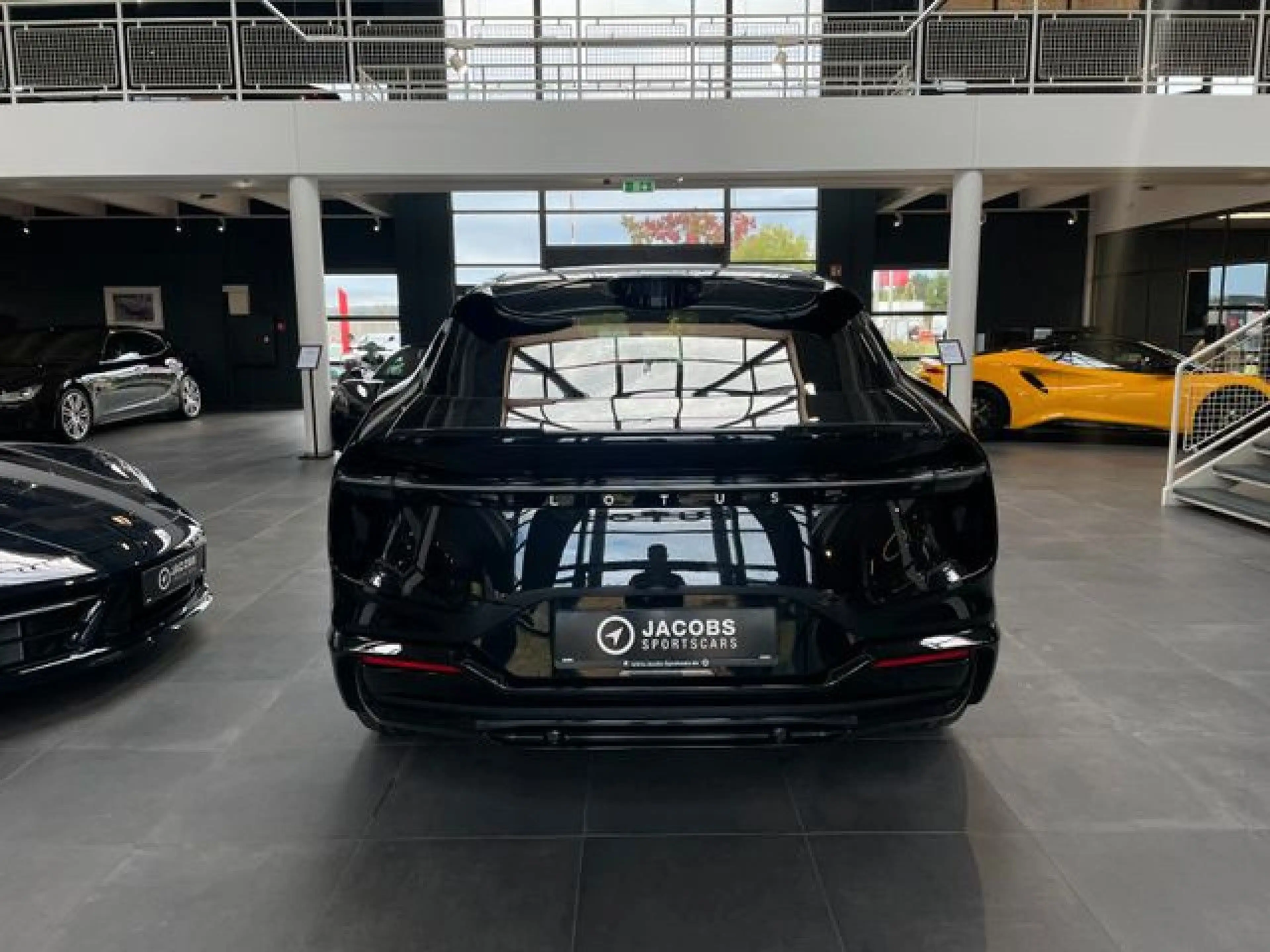 Lotus Eletre S — photo 6