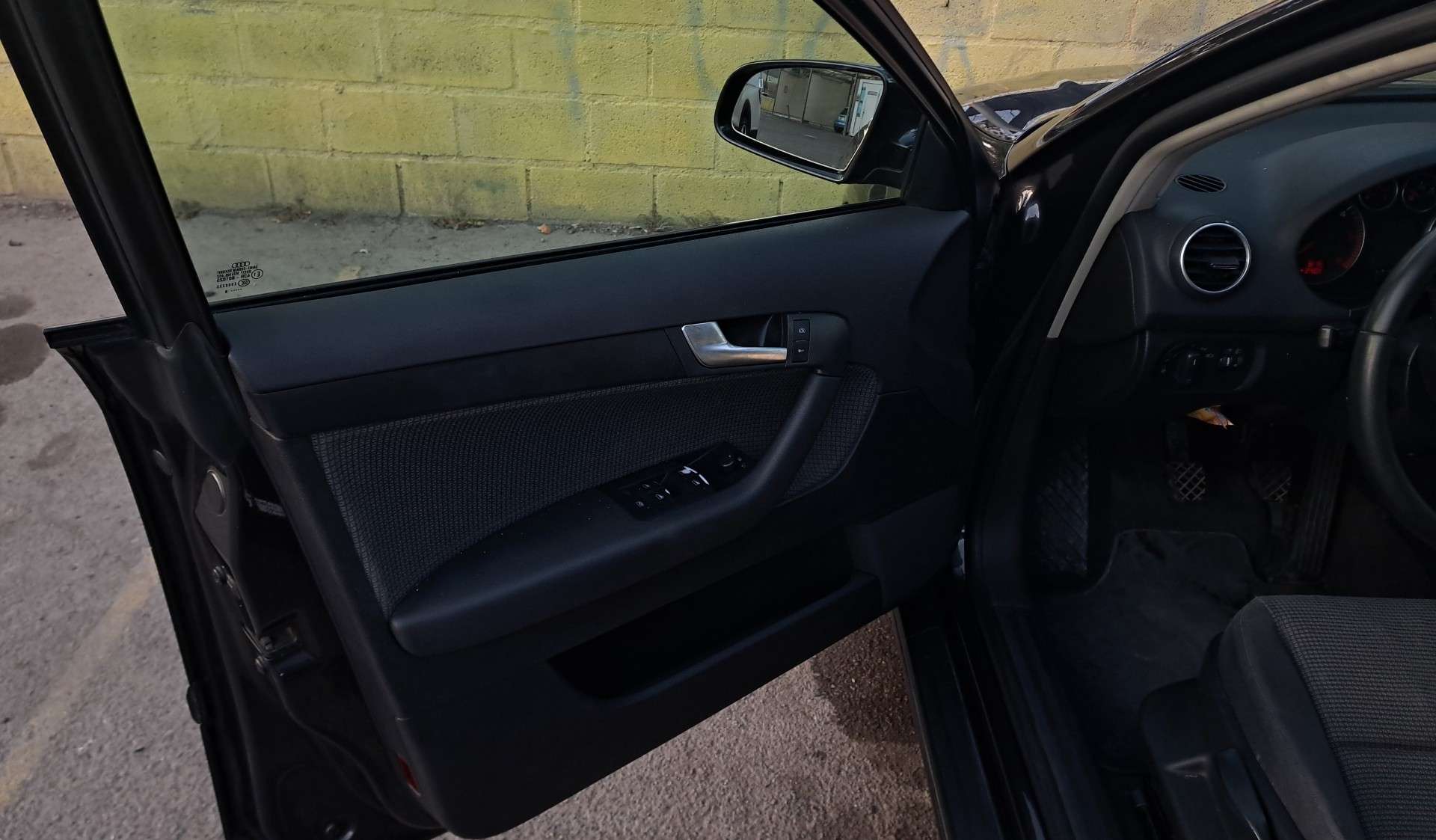 Audi A3 Sportback 1.9TDI Ambition - foto 1