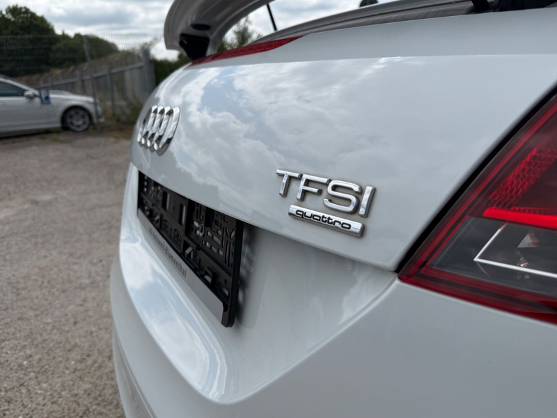 Audi TT Roadster 2.0 TFSI quattro *3 x S-Line*BOSE* — photo 13