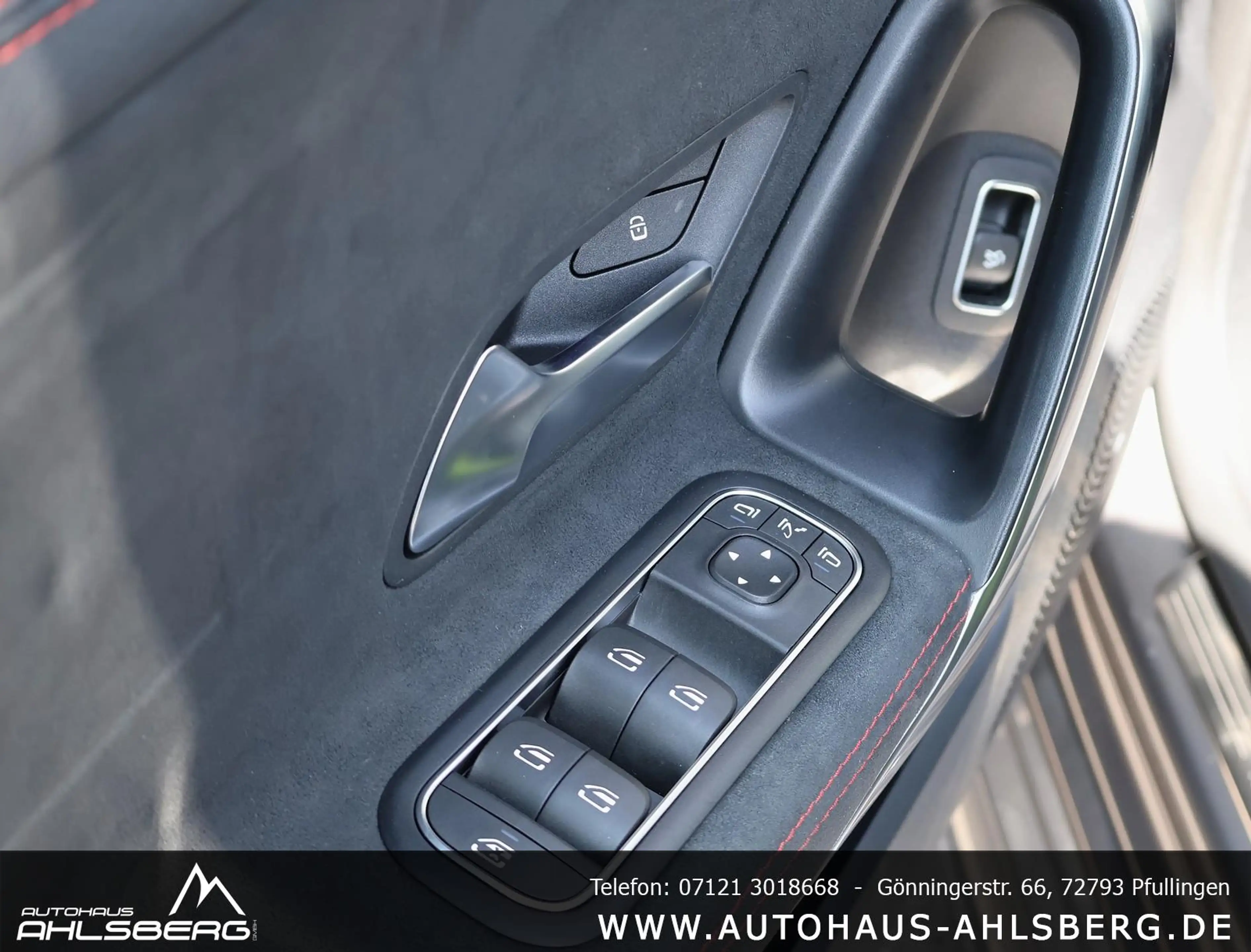 Mercedes-Benz CLA 220 AMG 4M/ DIST./WIDES./STHZ/PANO/M.BEAM — photo 11