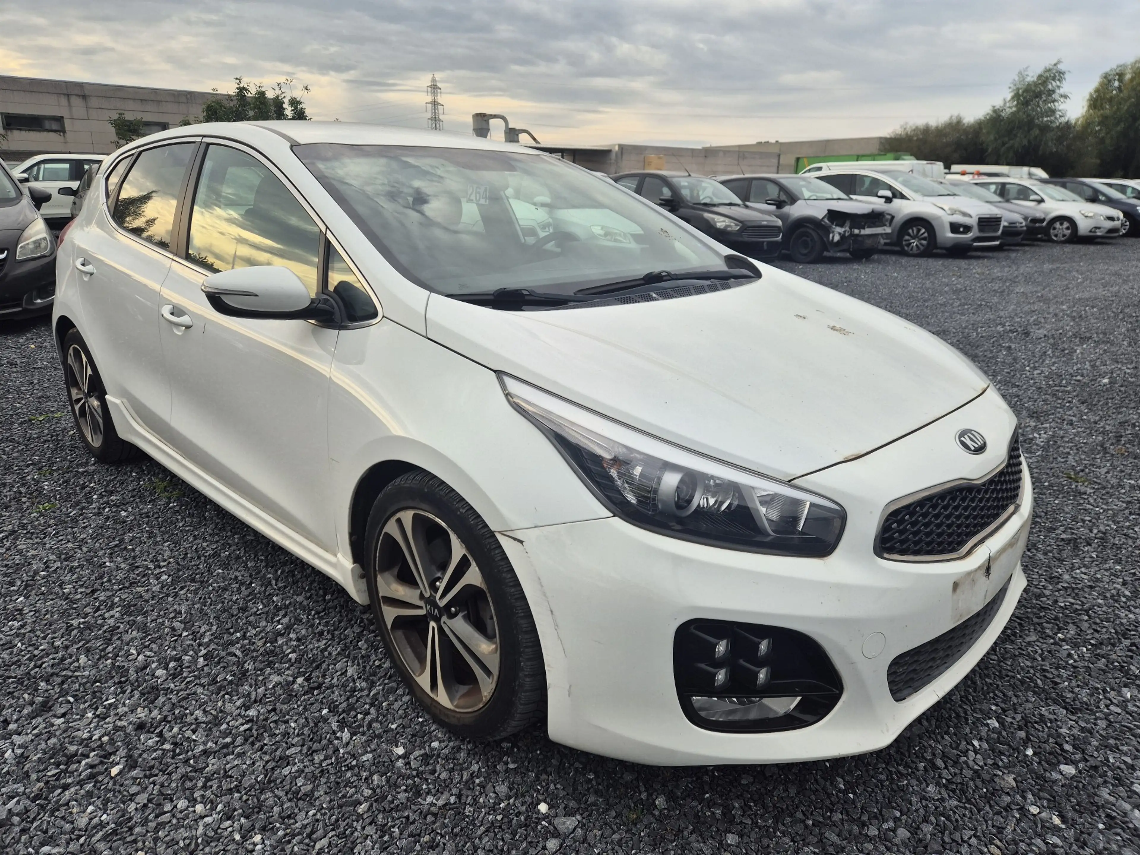 Kia Ceed / cee'd 1.0 T-GDi GT Line ISG / Marchand ou Export