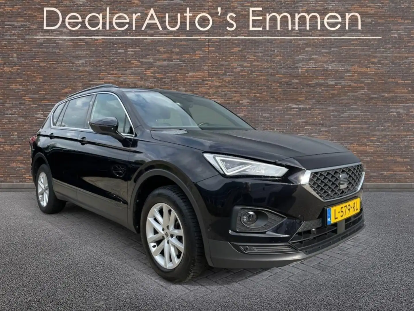 SEAT Tarraco 1.5 TSI 7-PERSOONS ECC LMV NAVIGATIE CRUISE Fekete - 1