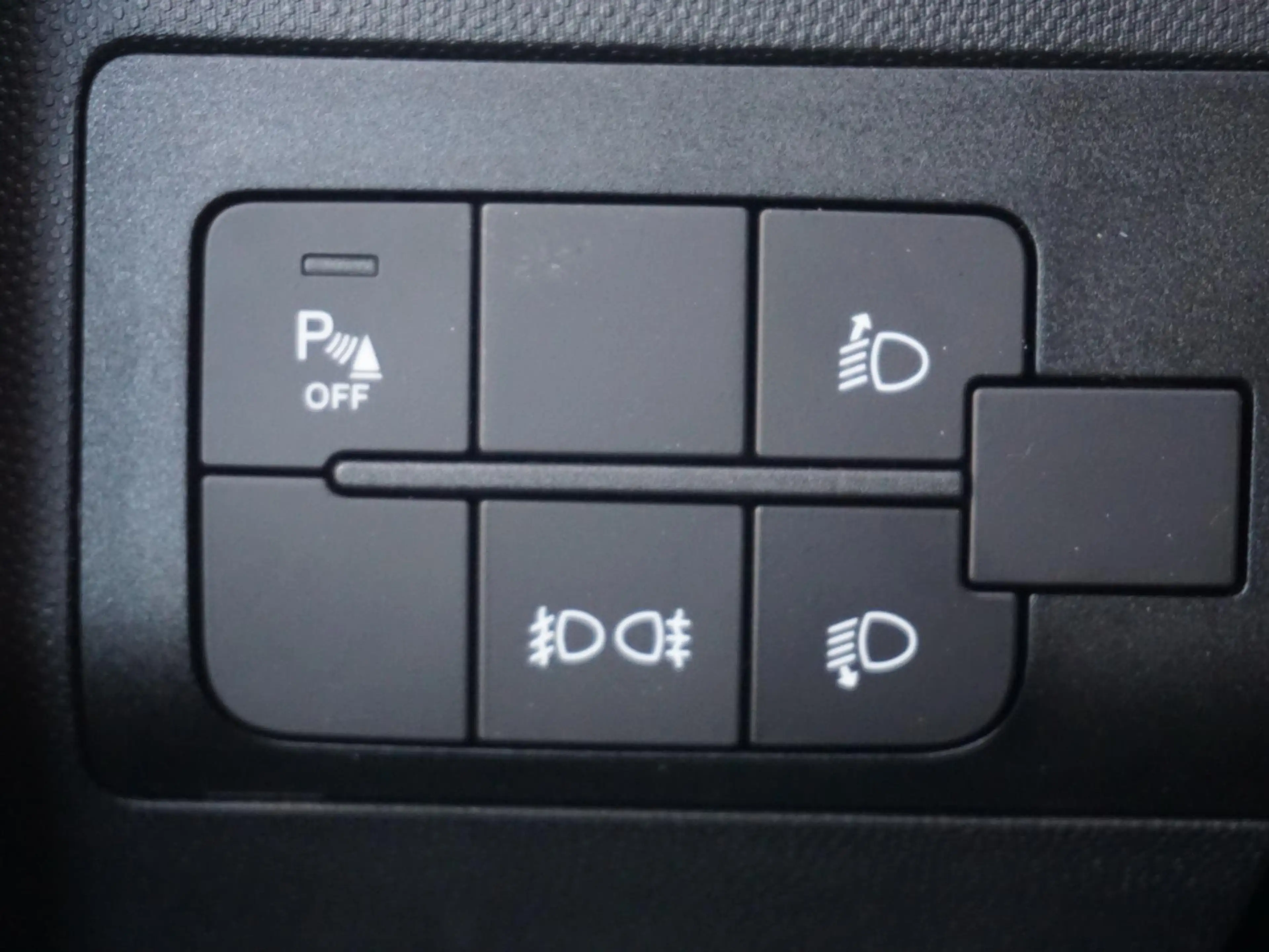 Opel Movano-e Electric 3.5t L4H2 Zwaar 110 kWh DPD — photo 14