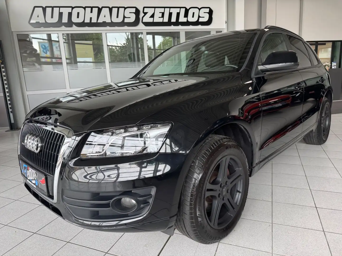 Audi Q5 3.0 V6 TDI  quattro *Leder*Navi*StHz*Xenon* Schwarz - 1