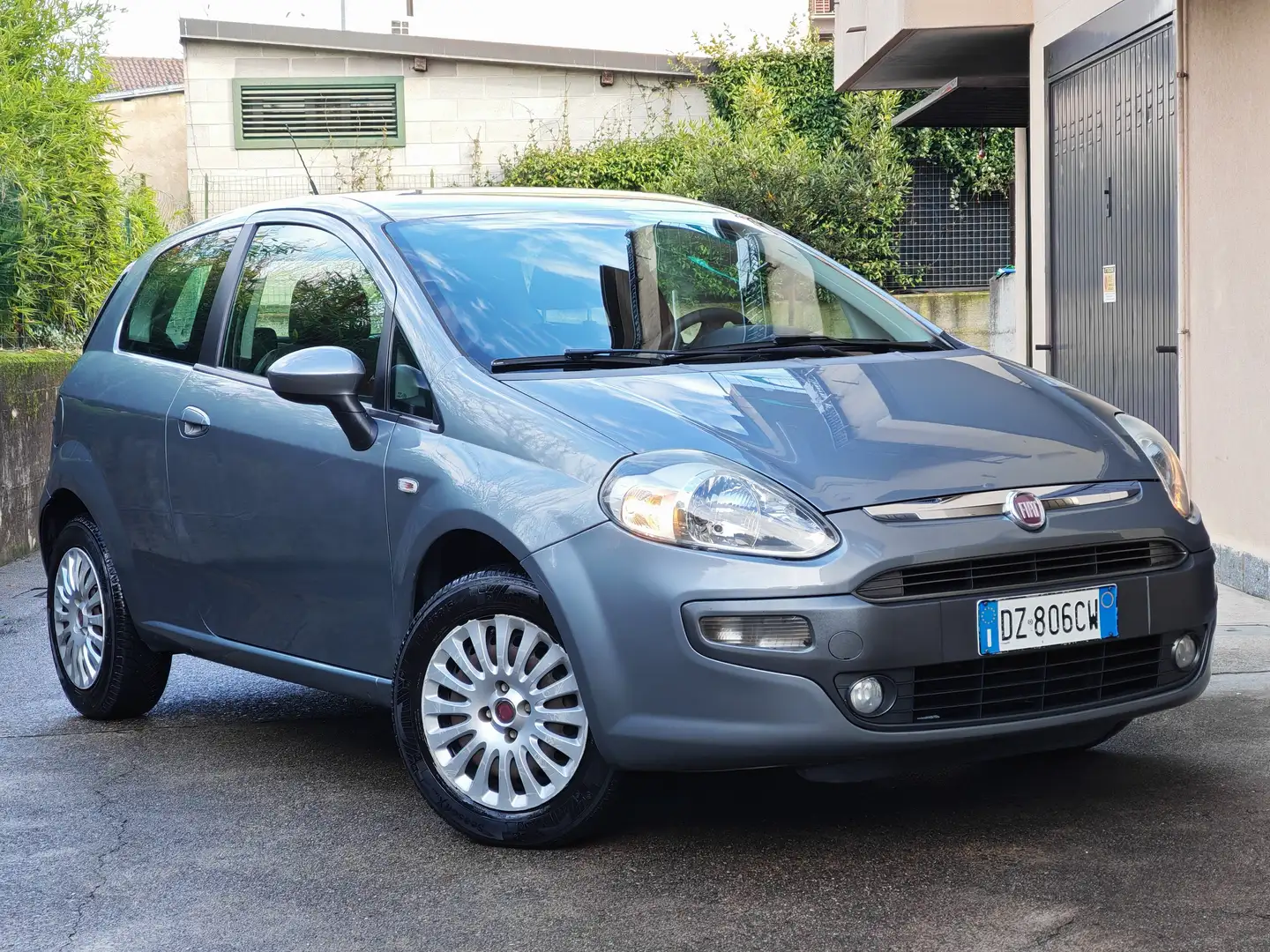 Fiat Punto Evo 1.4 BENZINA-GPL 77cv / GPL OK 2031 / 116.000km Gri - 1