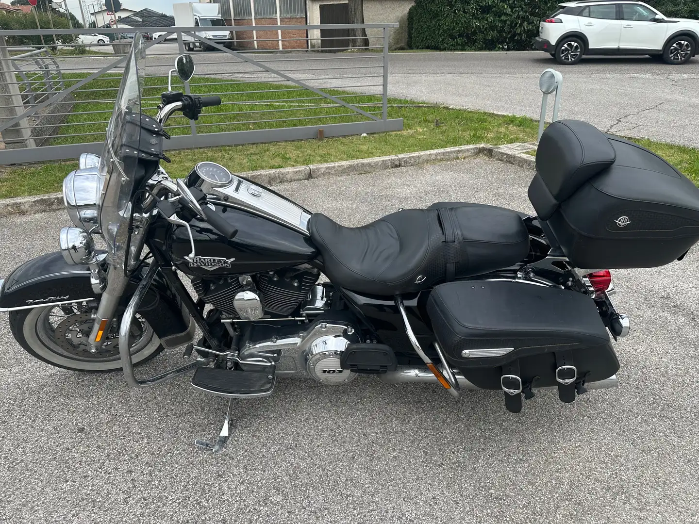 Harley-Davidson Road King 103 Czarny - 1