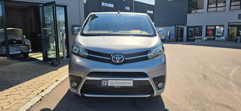 Toyota Proace Verso L1 Team Deutschland*8SITZER*AHK* — photo 2