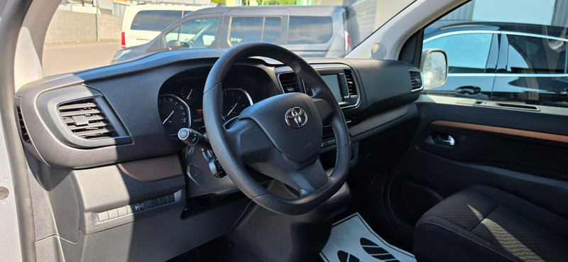 Toyota Proace Verso L1 Team Deutschland*8SITZER*AHK* — photo 9