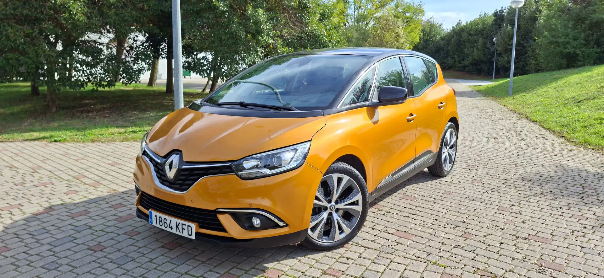 Renault Scenic 1.5dCi Zen 81kW Naranja - 1