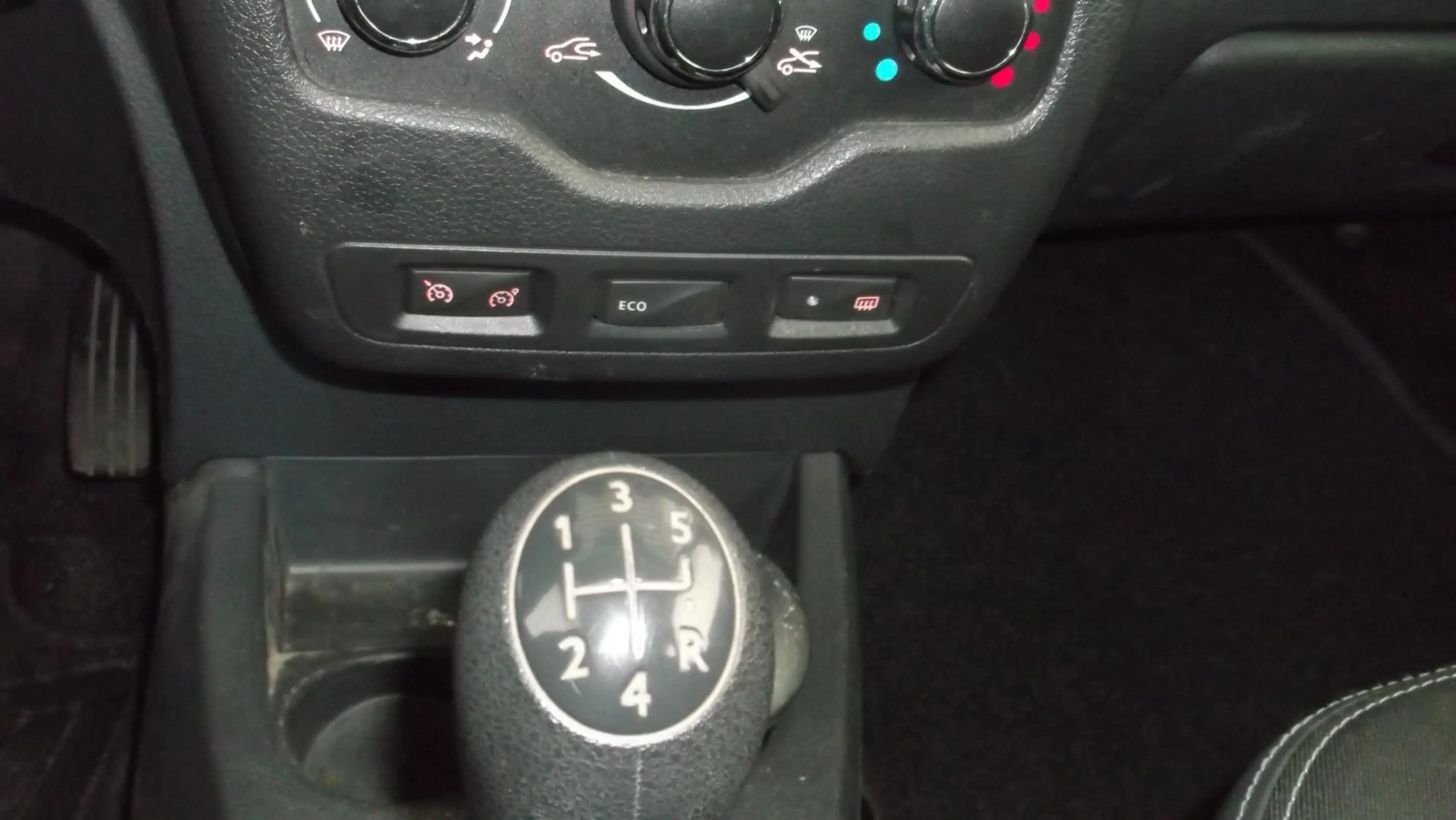 Dacia Lodgy 1.2 TCe 115 Stepway Start&Stop (EURO 6) 1.2 TCe 11 — photo 15