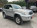 Toyota Land Cruiser 3.0D-4D VX Plateado - thumbnail 4