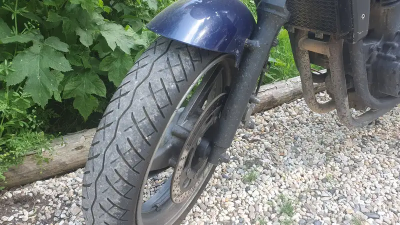 Kawasaki ER-5 - foto 3