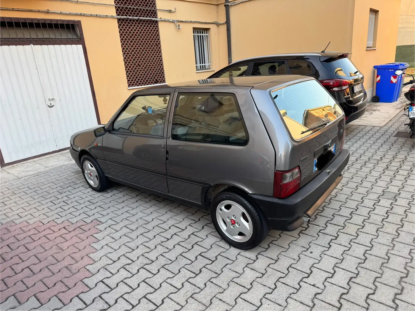 Fiat Uno 3p 1.0 SX Fire 45cv - 1