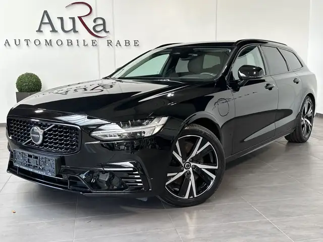 Volvo V90 view 2