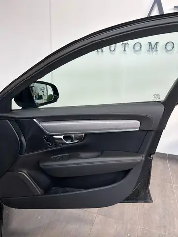 Volvo V90 view 11