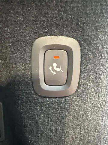 Volvo V90 view 9