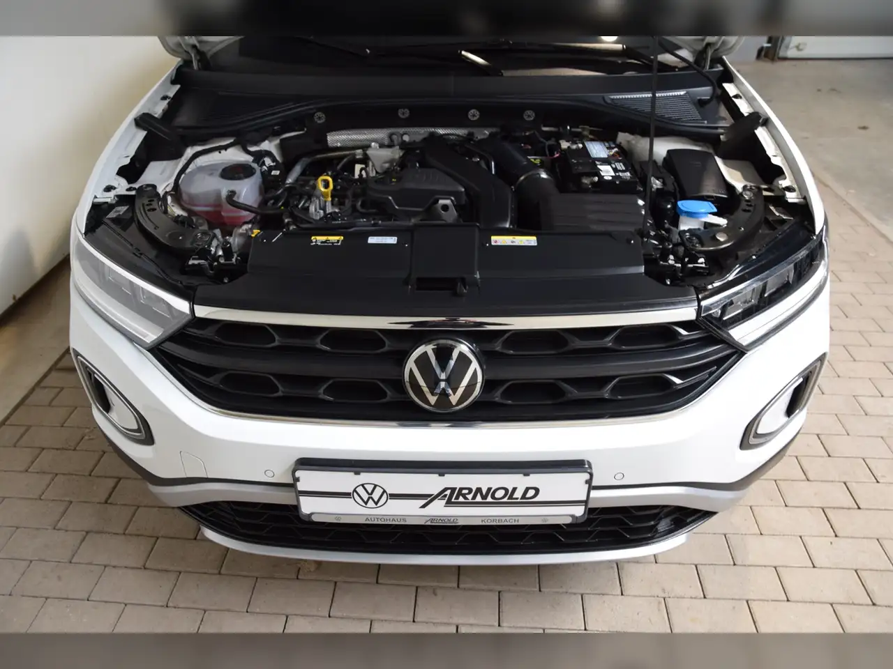 Volkswagen T-Roc TSI Move DSG AHK - LED - Navi 6