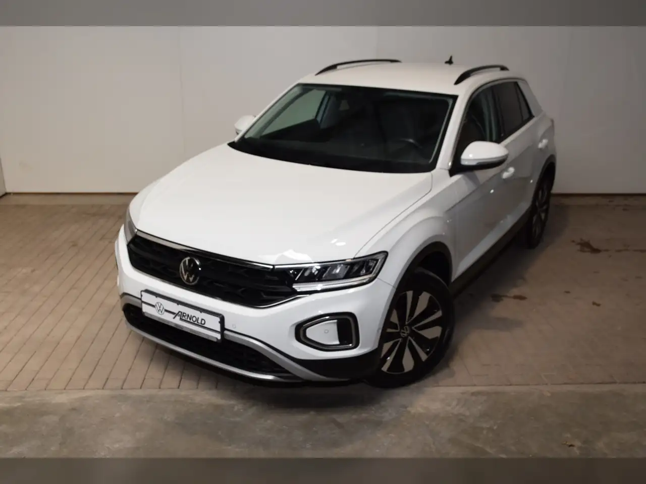 Volkswagen T-Roc TSI Move DSG AHK - LED - Navi 2