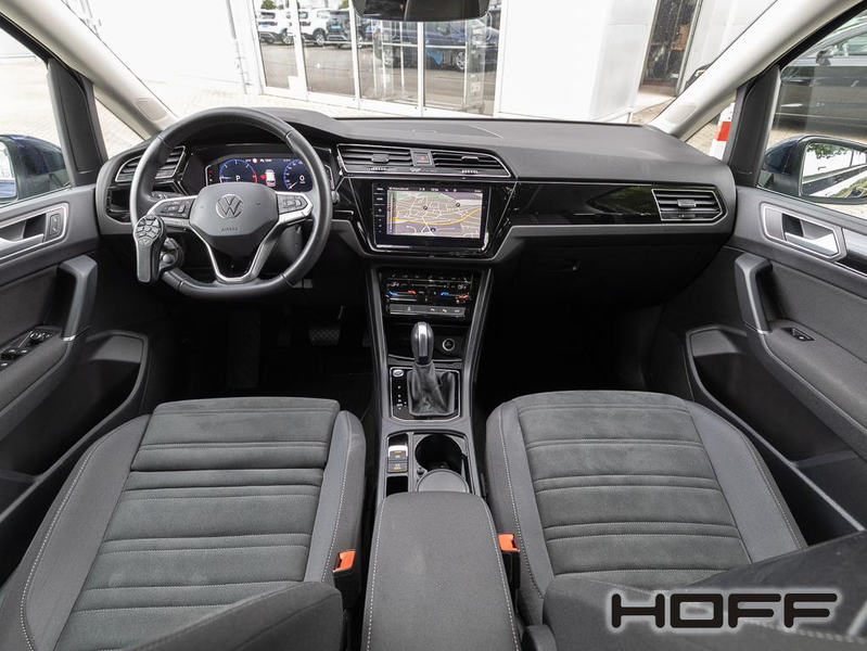 Volkswagen Touran 2.0 TDI DSG Highline Standheizung Panorama AHK Ans — photo 10