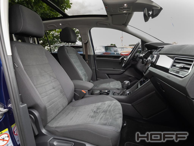 Volkswagen Touran 2.0 TDI DSG Highline Standheizung Panorama AHK Ans — photo 11