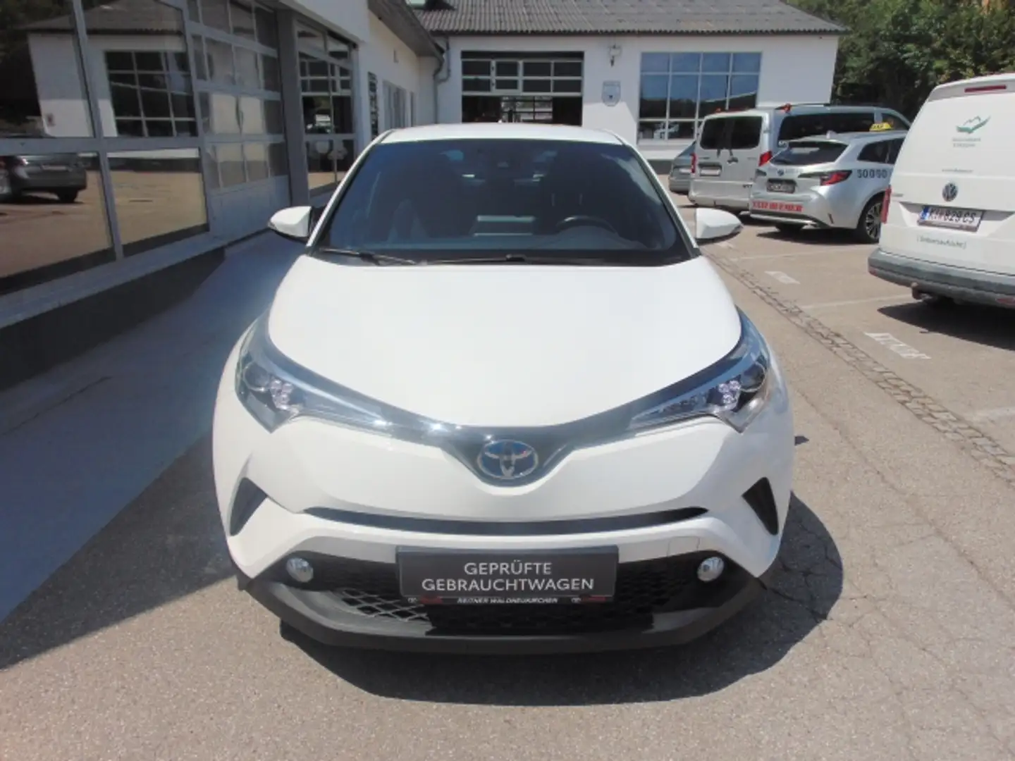 Toyota C-HR C-HR 1,8 Hybrid 2WD Weiß - 2