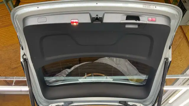 Mercedes-Benz Gle view 22