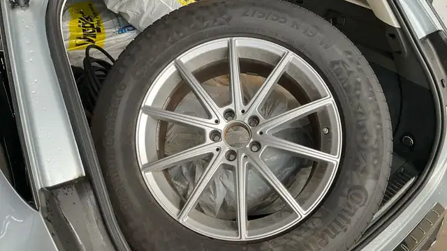 Mercedes-Benz Gle view 21