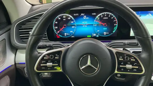 Mercedes-Benz Gle view 11