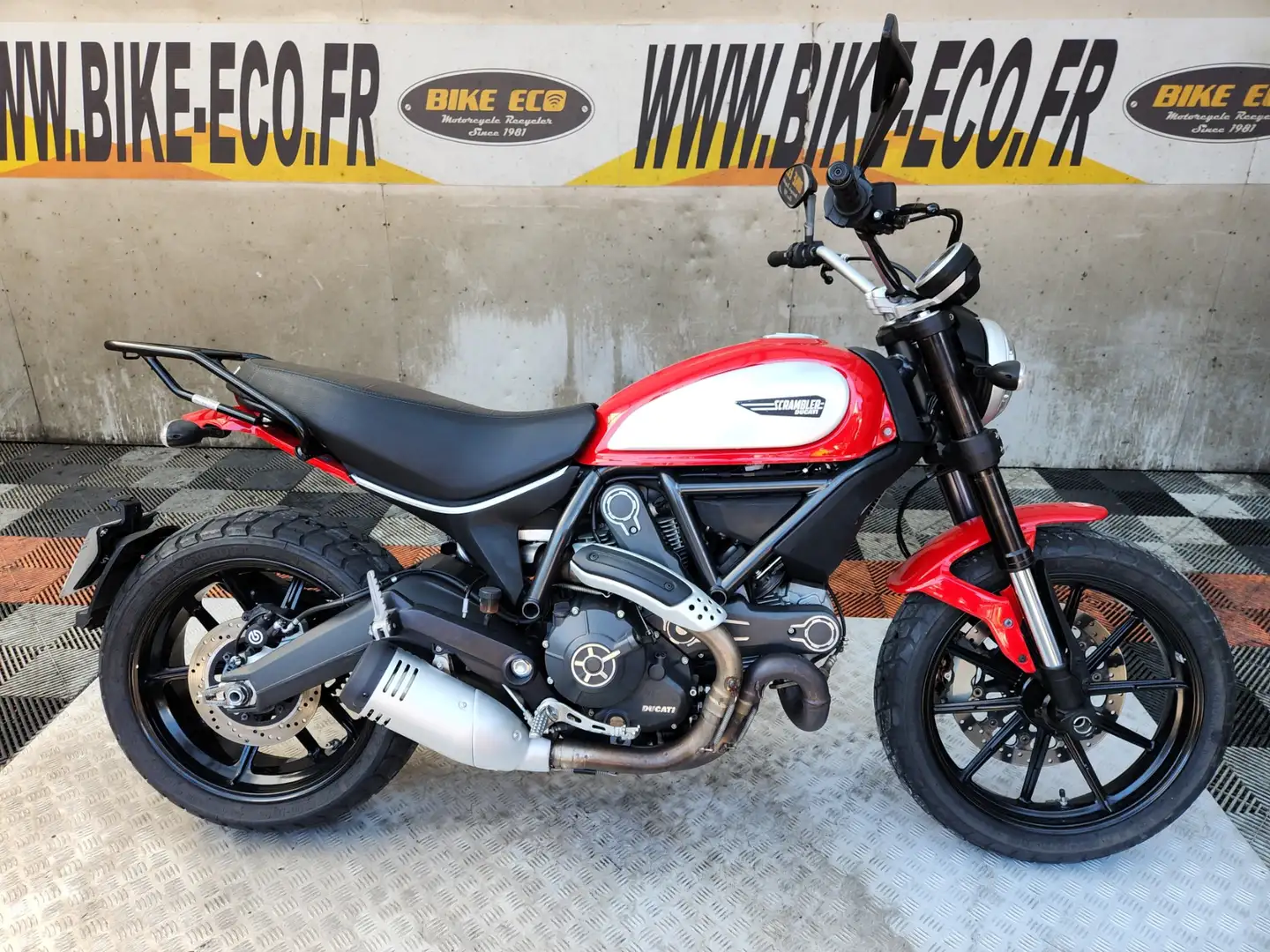 Ducati Scrambler Rouge - 1