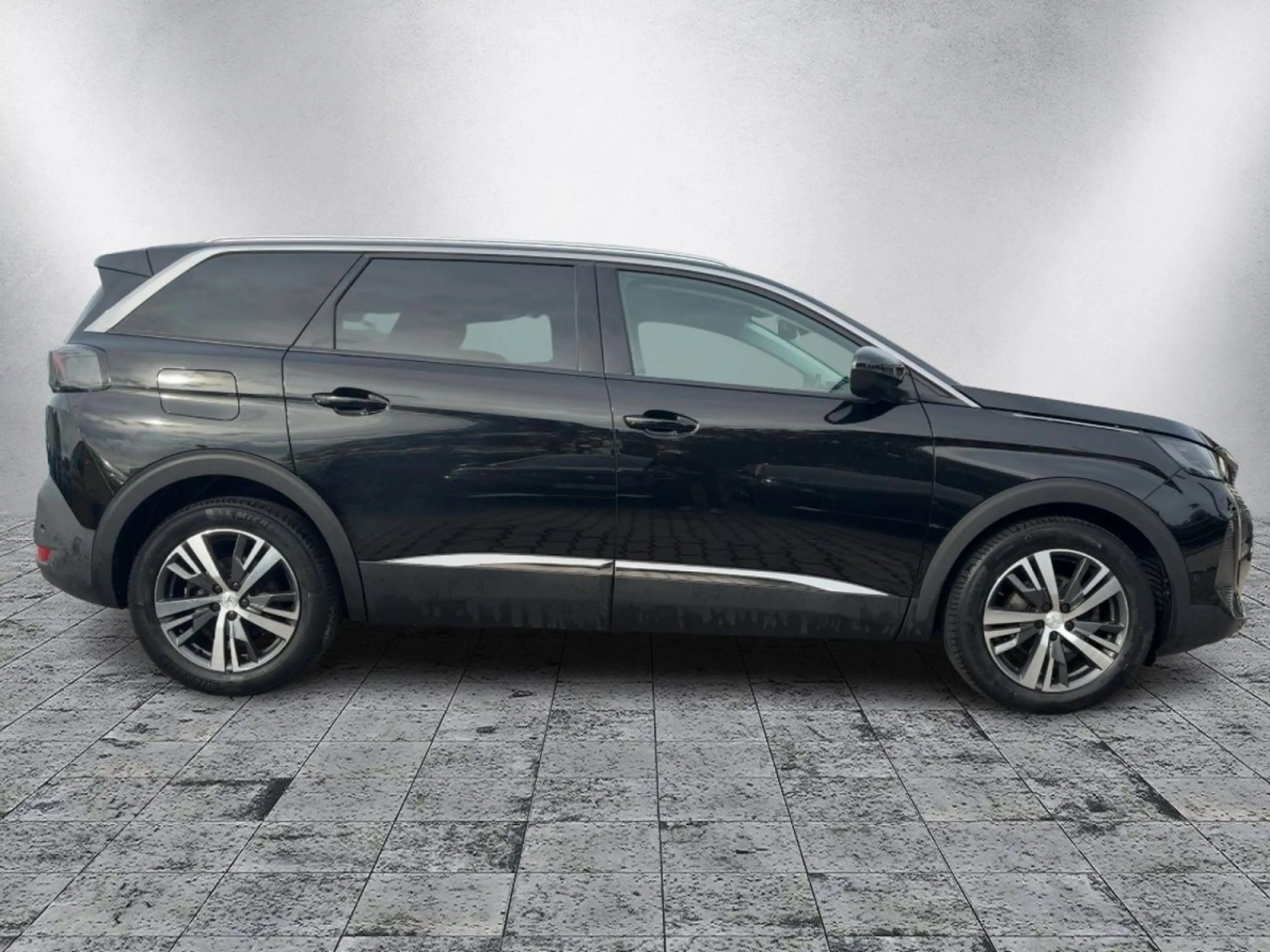 Peugeot 5008 Allure Pack BHDi 130 EAT8 — photo 5