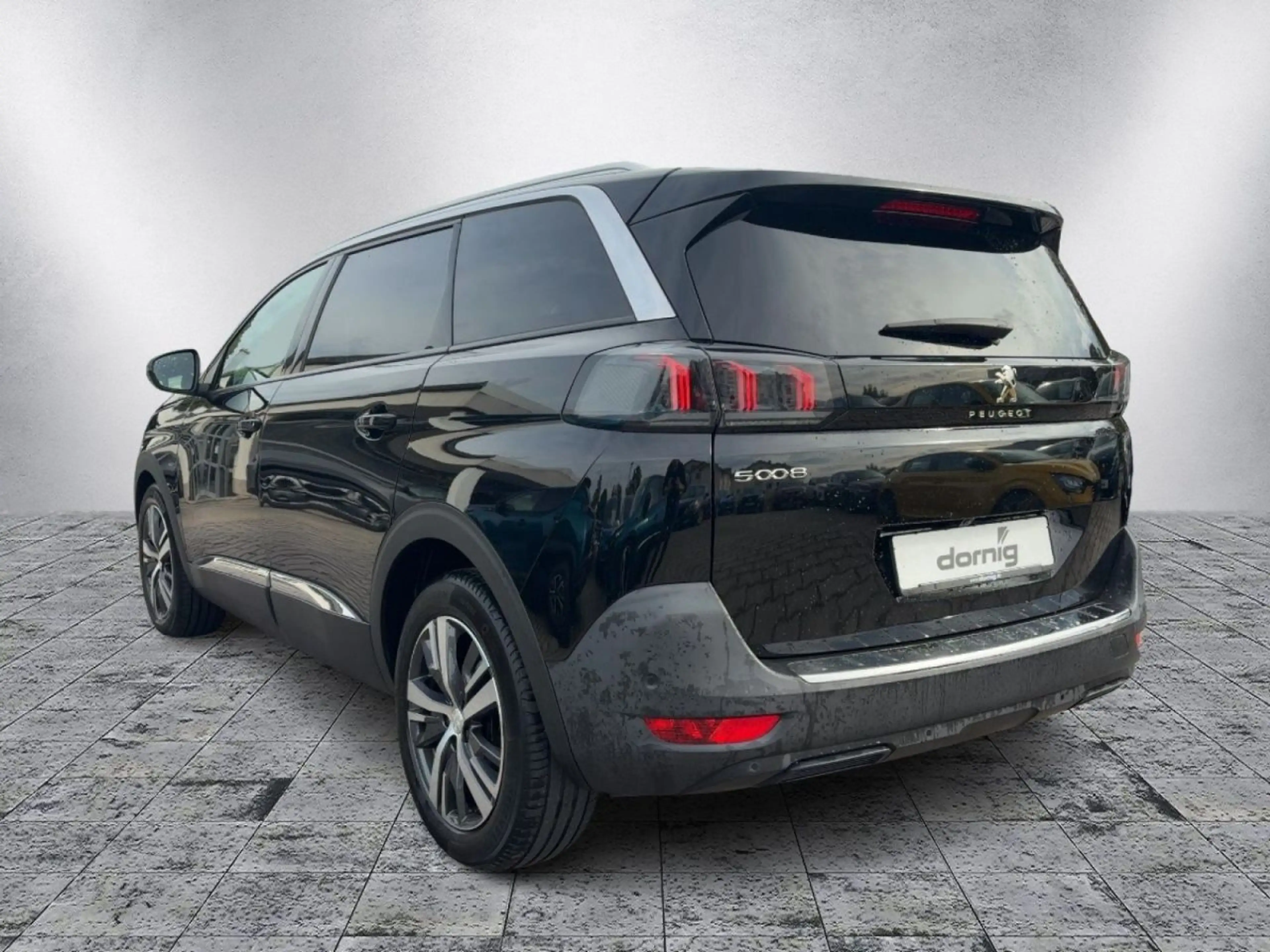 Peugeot 5008 Allure Pack BHDi 130 EAT8 — photo 3
