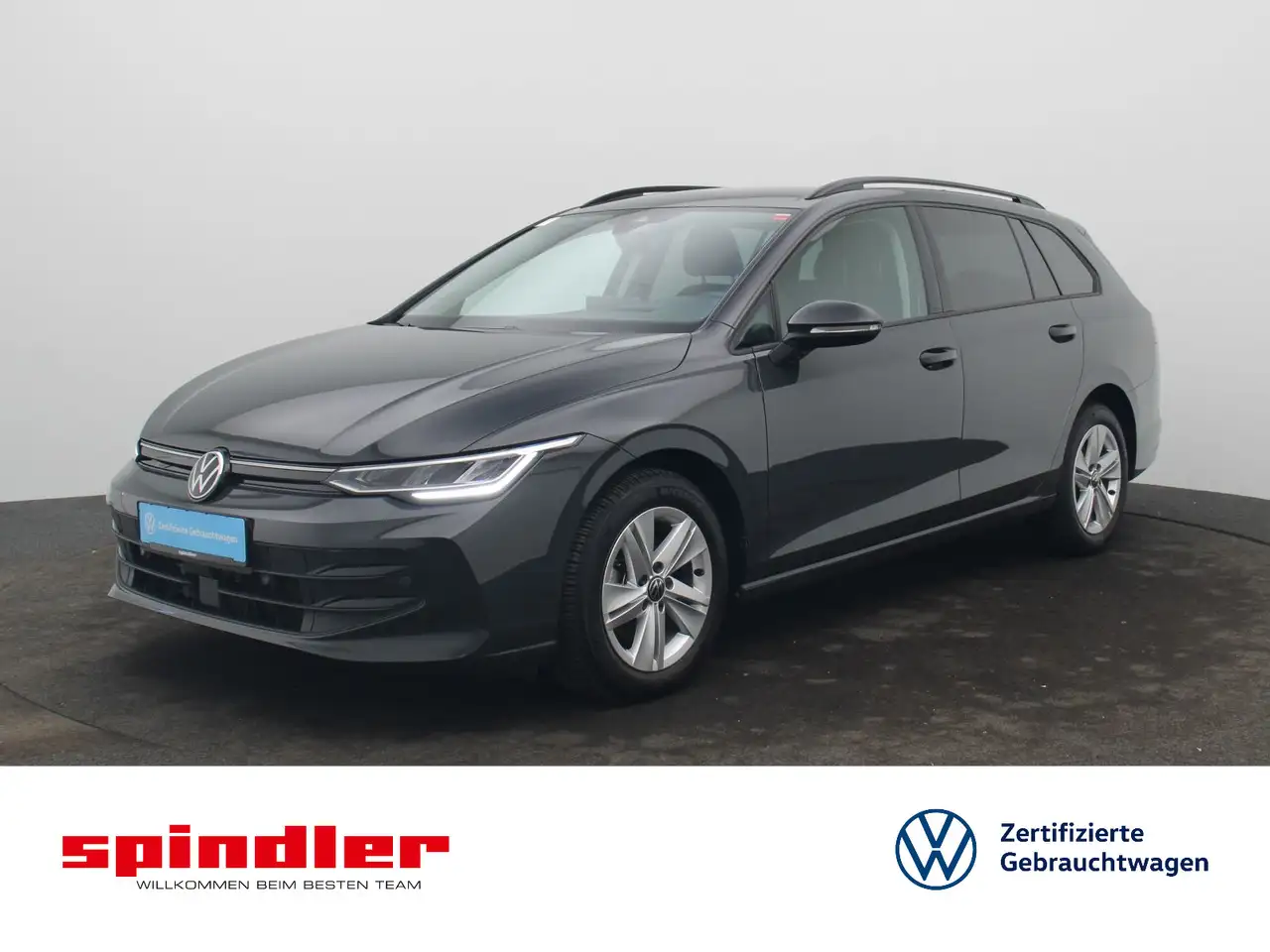 Volkswagen Golf Variant VIII Life 1.5 eTSI DSG / LED, HuD — photo 1 of 20