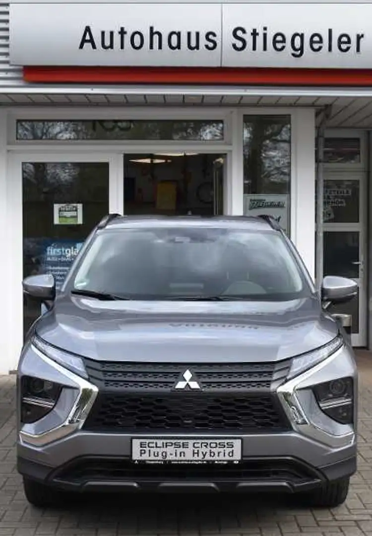 Mitsubishi Eclipse Cross Plug-in Hybrid 2.4 MIVEC 4WD Grigio - 2