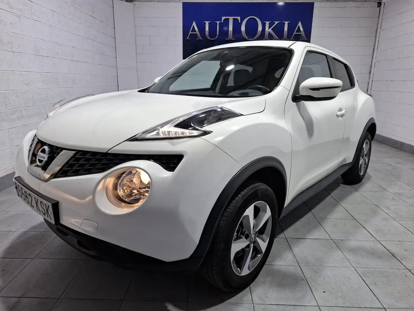 Nissan Juke G E6D-Temp 83 kW (112 CV) 5M/T ACENTA Weiß - 1