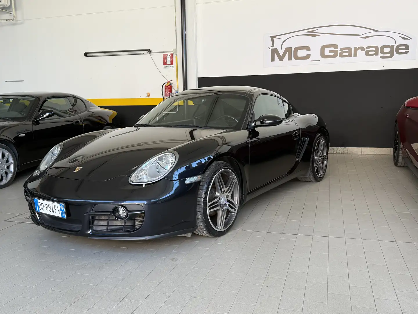 Porsche Cayman 2.7 - 1