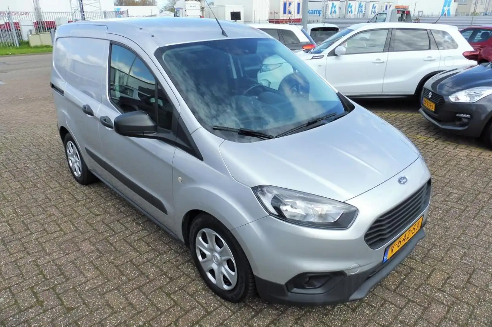 Ford Transit Courier 1.5 TDCI NAVI/AIRCO/CRUISE-CONTROL Zilver - 2