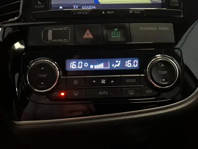 Mitsubishi Outlander view 22