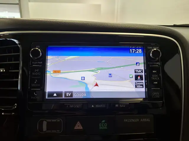 Mitsubishi Outlander view 20
