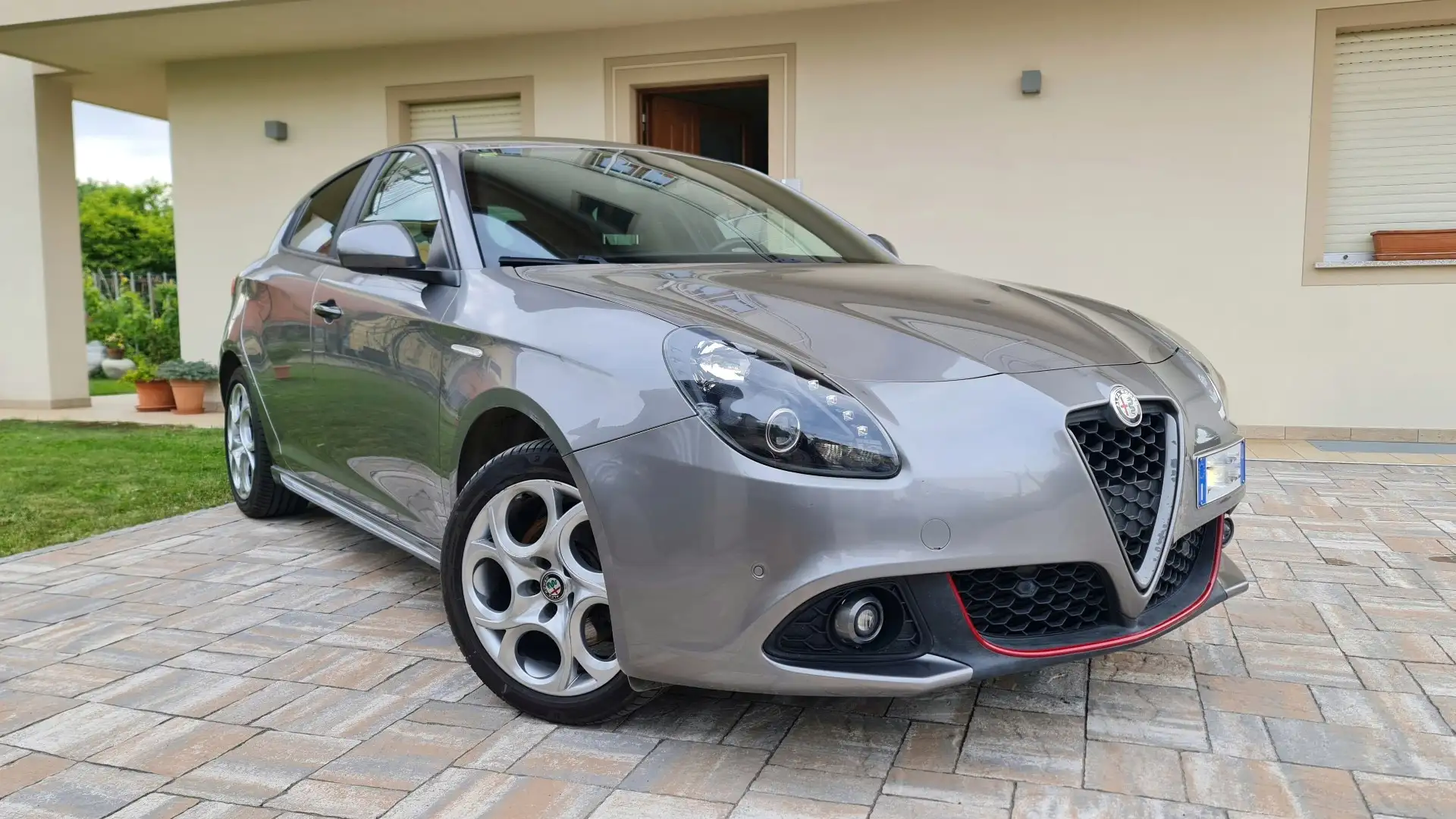 Alfa Romeo Giulietta 2.0 jtdm 150cv - 1
