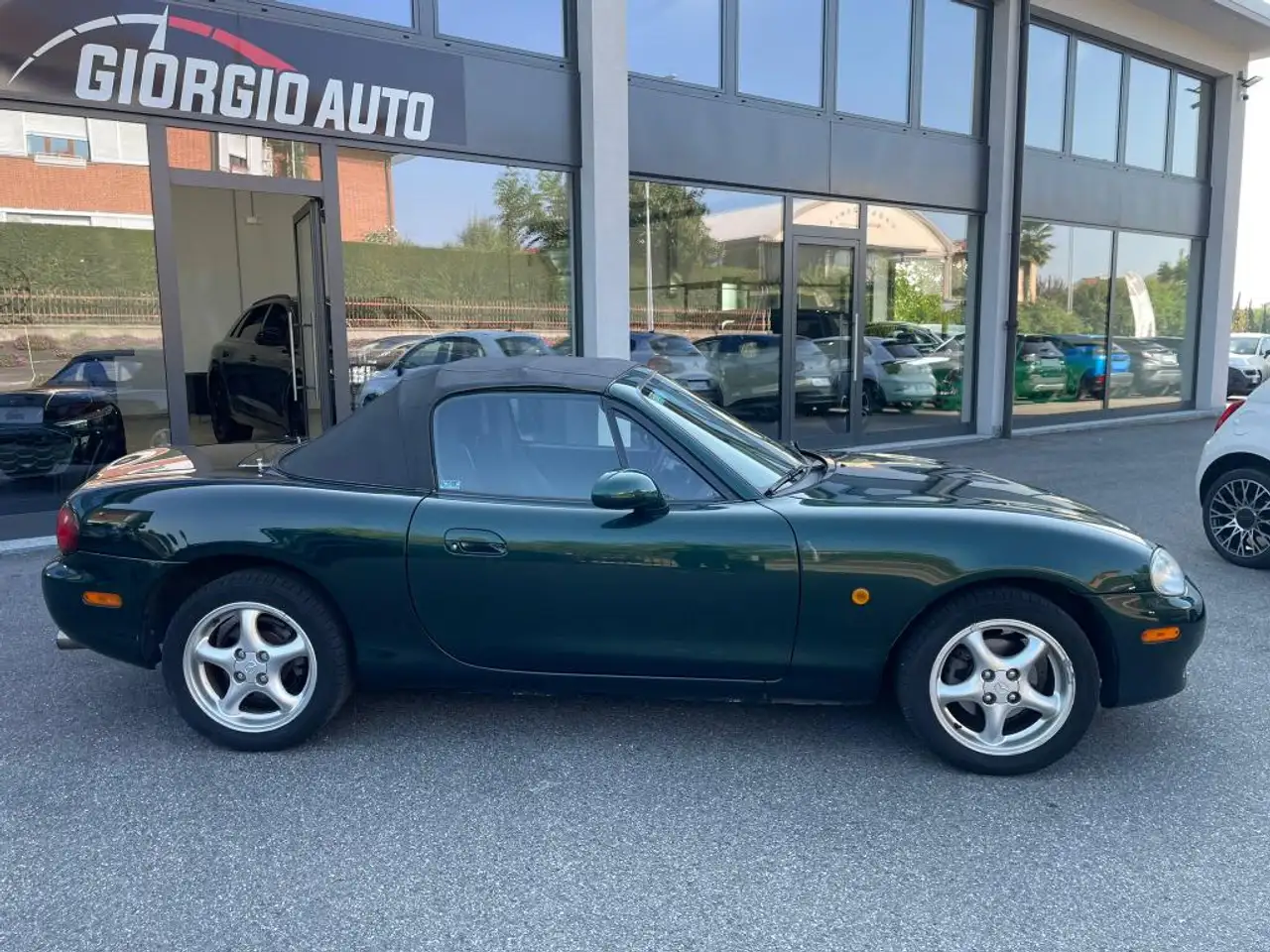 Mazda MX-5 1.6 Mid GPL, foto 2