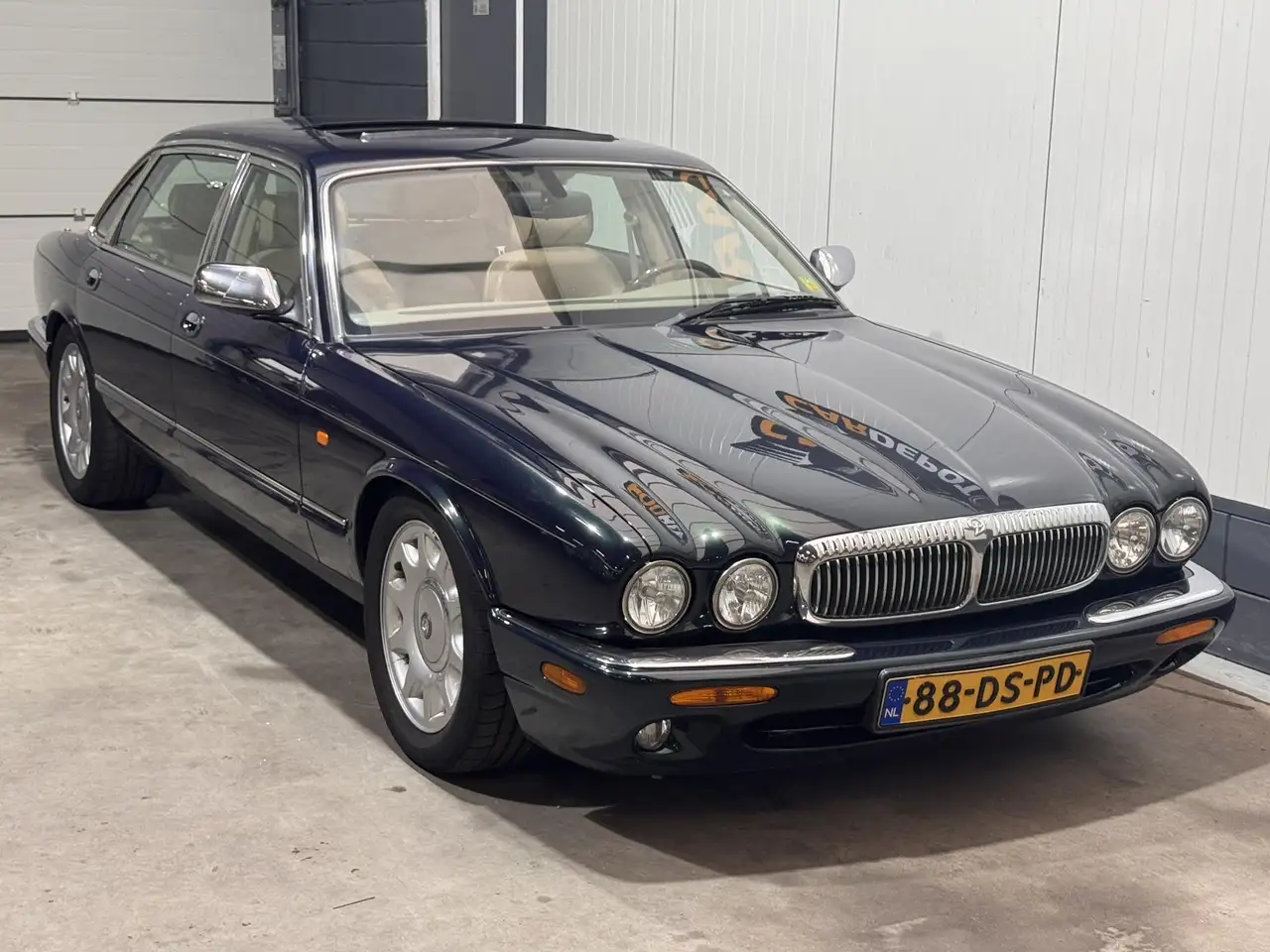 Daimler Super V8 4.0, foto 3