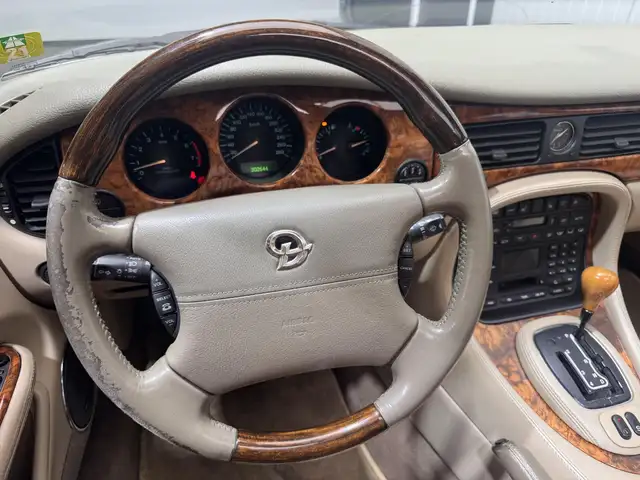 Daimler Super V8 view 11