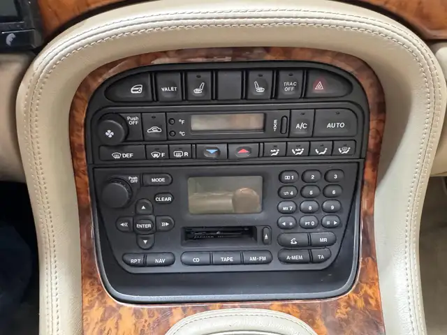 Daimler Super V8 view 15