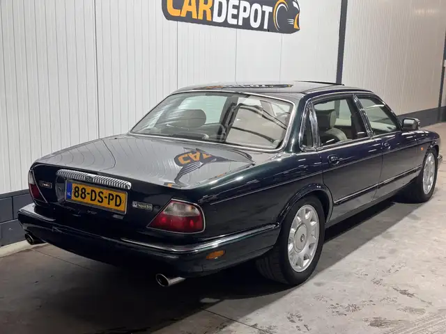 Daimler Super V8 view 5