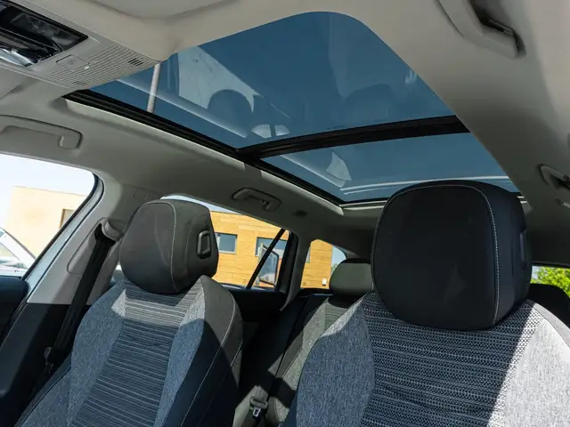 Skoda Superb view 8
